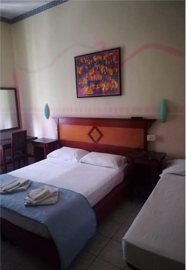 Hotel Maida Follonica Extérieur photo