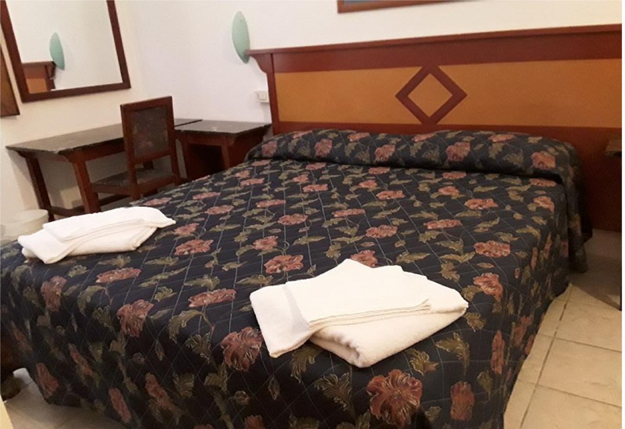 Hotel Maida Follonica Extérieur photo